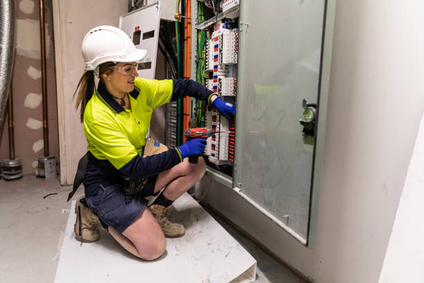 Best Emergency Electrical Repair  in Liverpool, NY